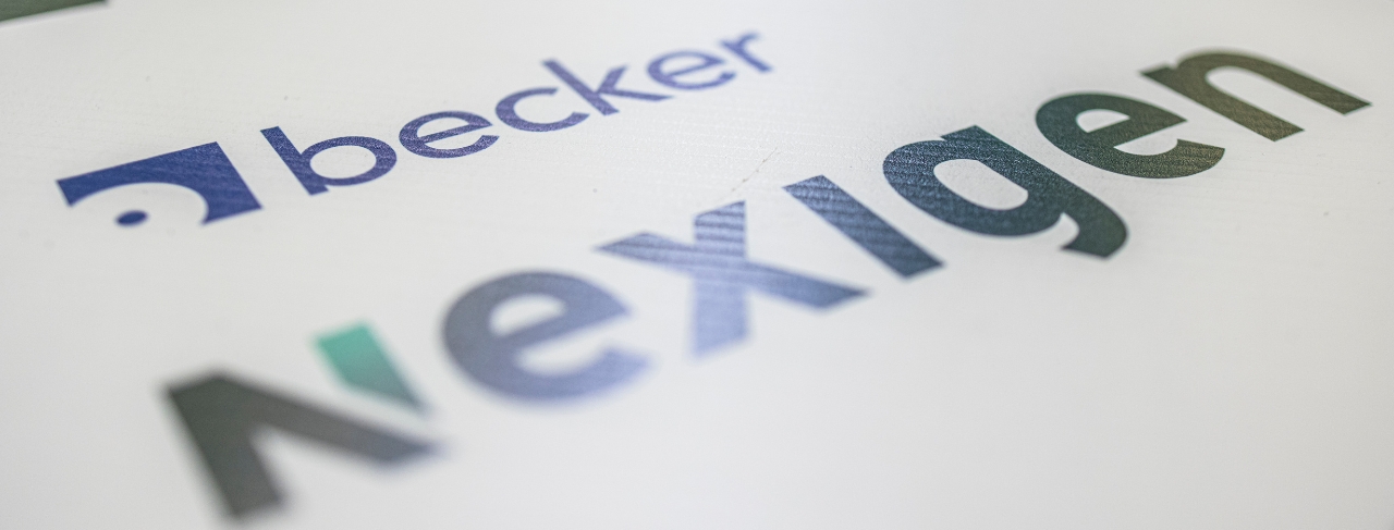 AEM_Vorlage_Header_1280x487px_30032023 - Header_Kooperation_Lear_Becker_Nexigen_11052023