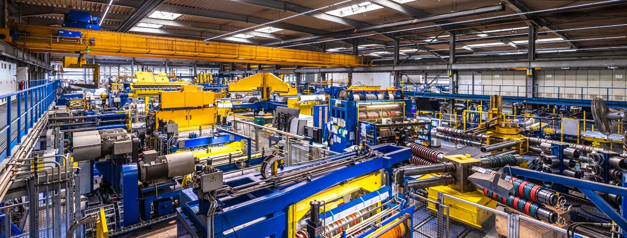 AEM_Vorlage_Header_1280x487px_30032023 - AEM_Header_BSS_Maschinenpark_Relaunch_122024