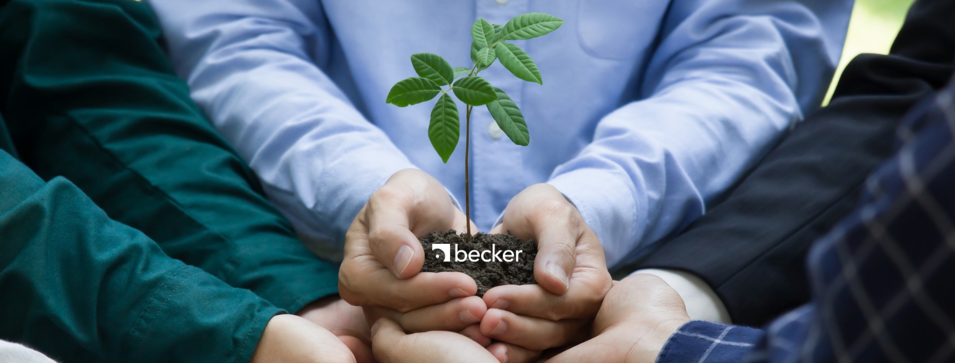 AEM_Vorlage_Header_1280x487px_30032023 - AEM_Header_Werte_Soziale Verantwortung 2.25