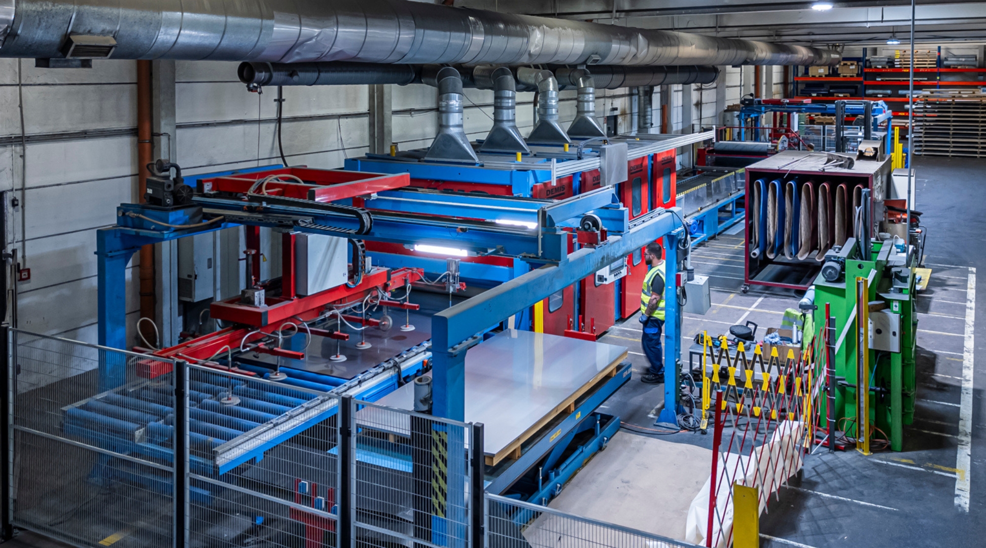 Vorlage_AEM_Maschinen_Produkte 16:9 - BSC_Schleifanlage