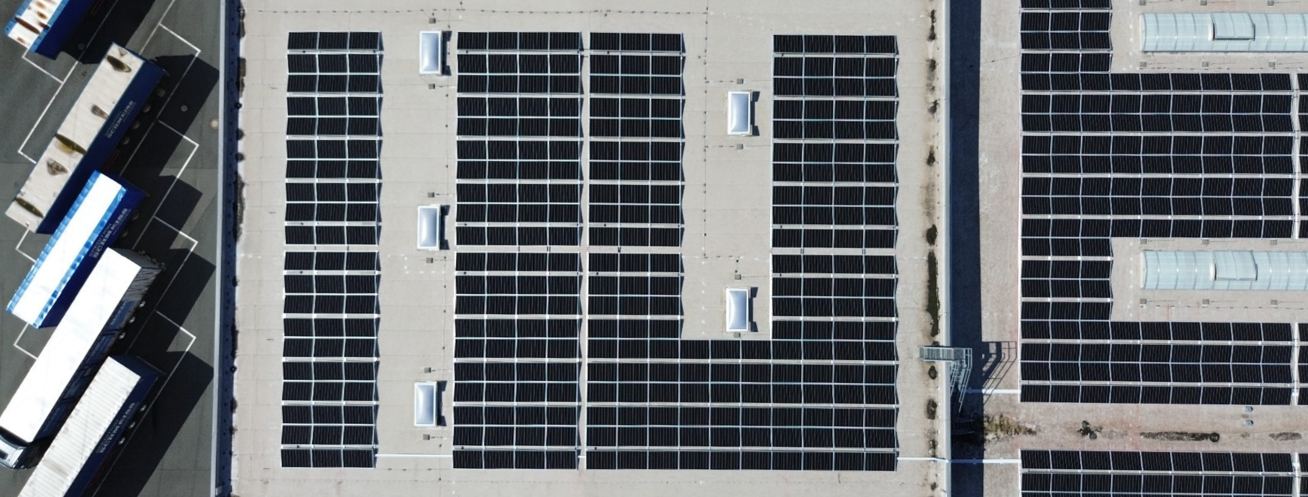 AEM_Vorlage_Header_1280x487px_30032023 - AEM_Header_Photovoltaik_05092024